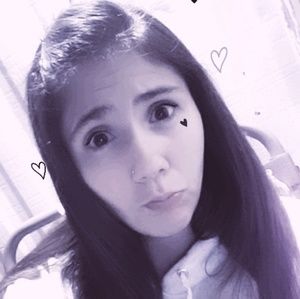 Meet your Posher, Nicole